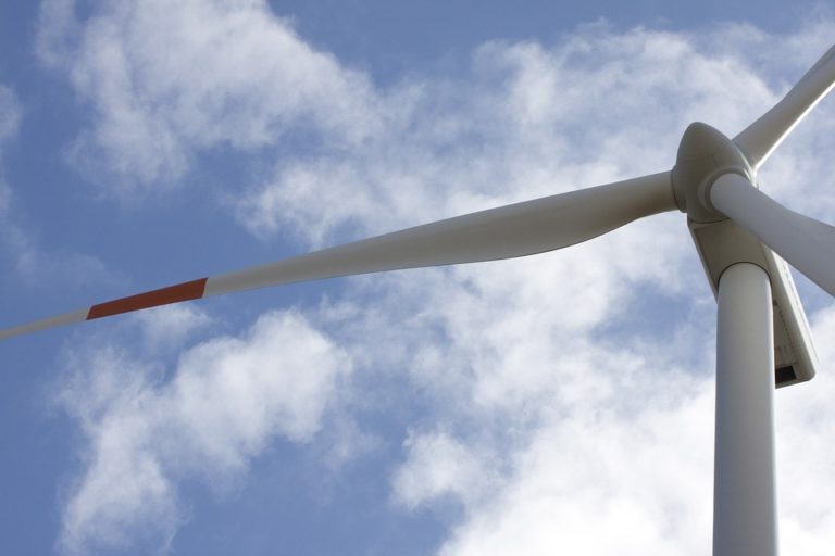 wind power off grid