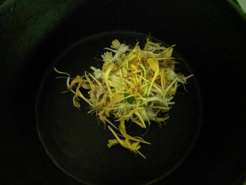 drying honeysuckle complete