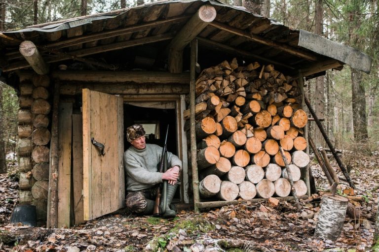 long-term bushcraft shelter